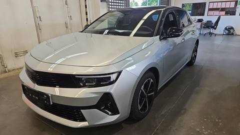Opel Astra 2025 z Niemiec