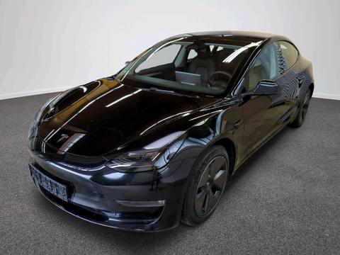 Tesla Model 3 2023 z Niemiec