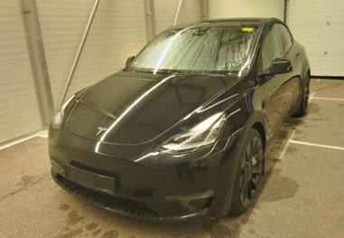 Tesla Model Y 2023 z Niemiec