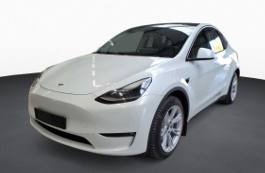 Tesla Model Y 2023 z Niemiec